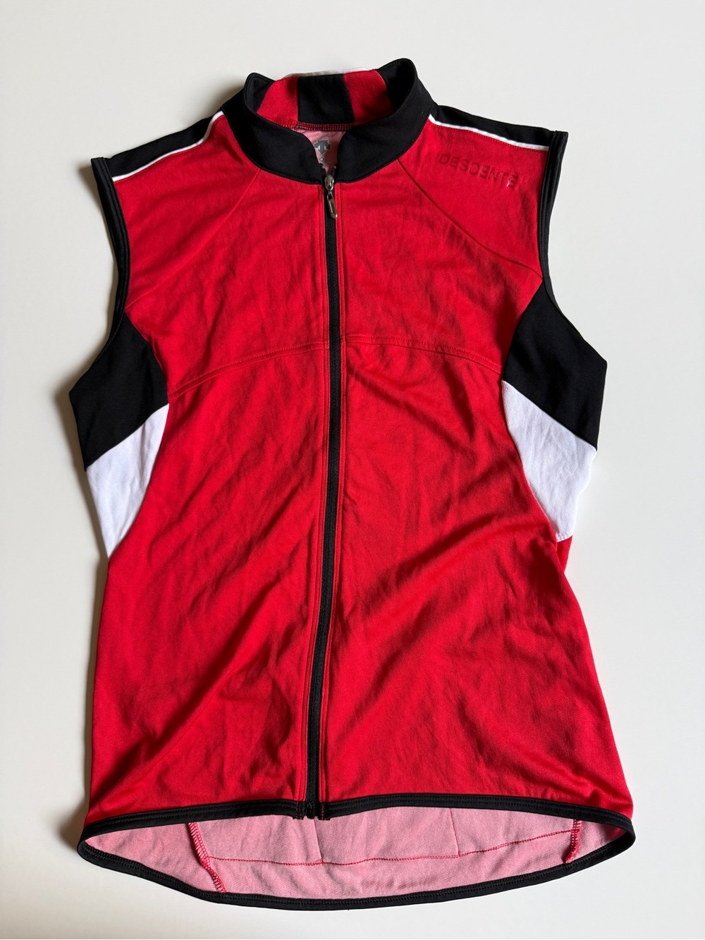 Descente Women’s Red Black White Sleeveless Cycling Athletic Jersey Tank- medium